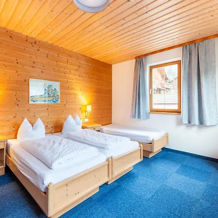 Дом отдыха House In Near Zillertal Slopes Фюген