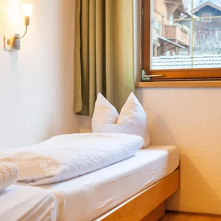Large Right In The Center Tatil Evi