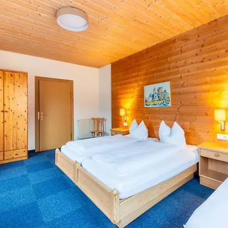 Large Right In The Center Tatil Evi *